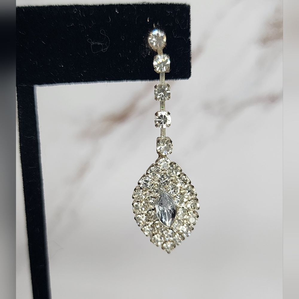 Dangle drop Rhinestone Earrings - Picture 2 of 3